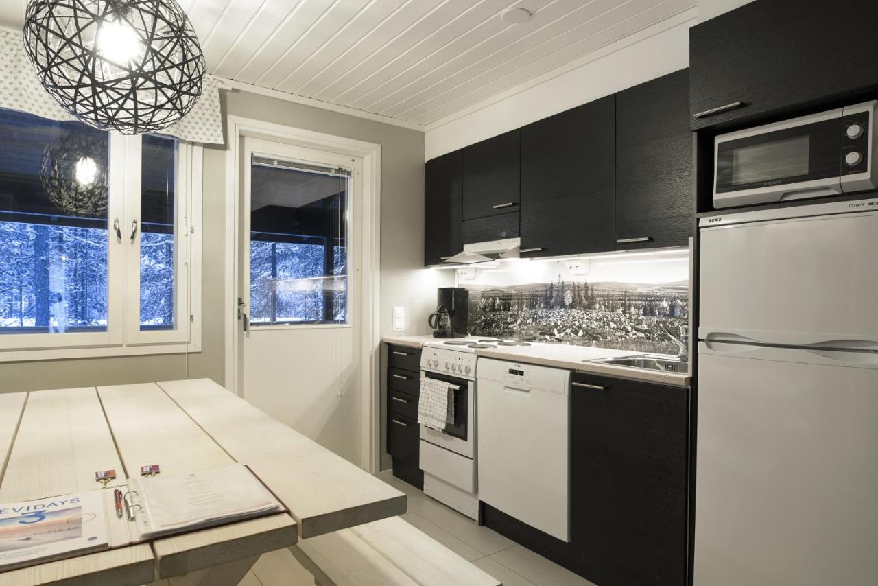Economy Aarakka Apartment Леви Екстериор снимка